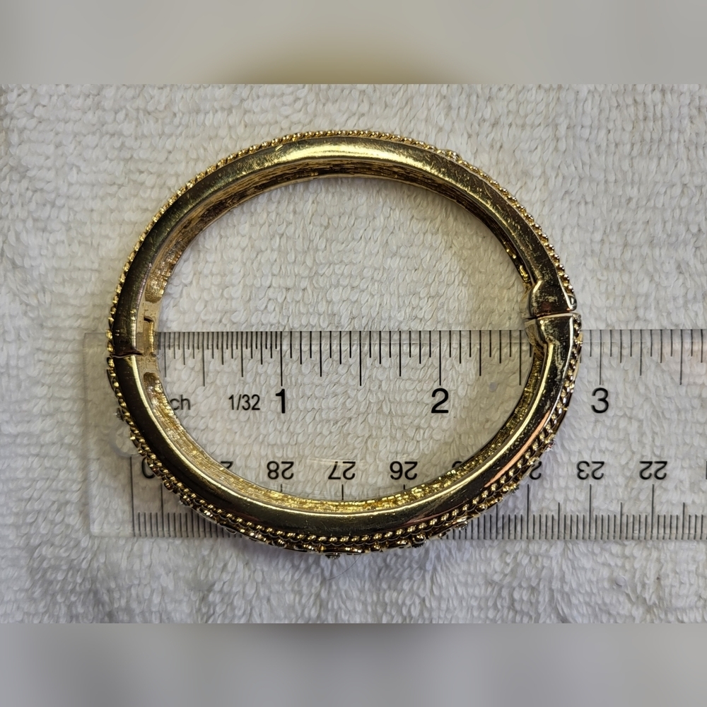 Gold and Rhinestone Jewelry Set - Necklace, Bracelet and Earrings - Picture 4 of 4